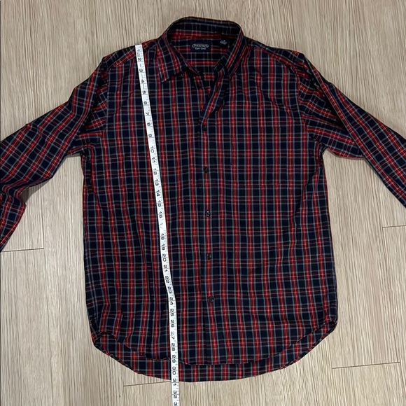 Consensus Size Medium Classic Red Plaid Men's Shirt - Picture 5 of 6